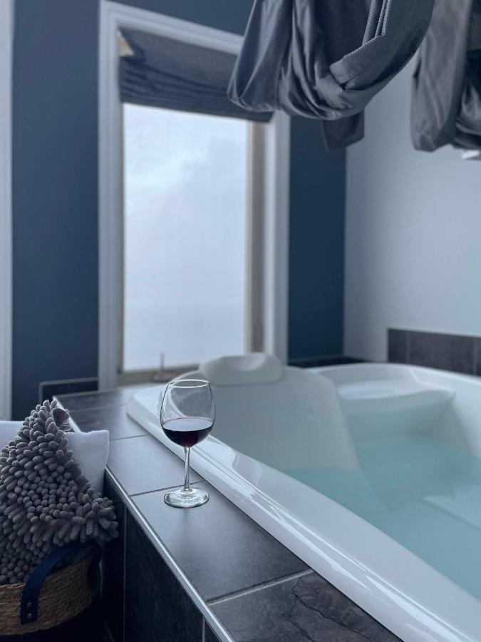 Coastal Lookout Suites Corner Brook Esterno foto